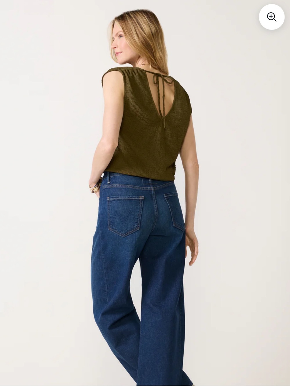 NWT Evereve Savanna Pucker V-Neck Tie Back Textured Top in Olive (Size XS) - Picture 3 of 13